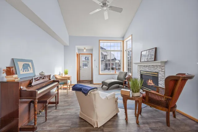 $305,000 | 12688 74th Avenue North, Maple Grove, MN 55369