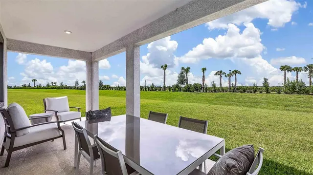 $462,990 | 9423 Bella Mar Trail, Palmetto, FL 34221