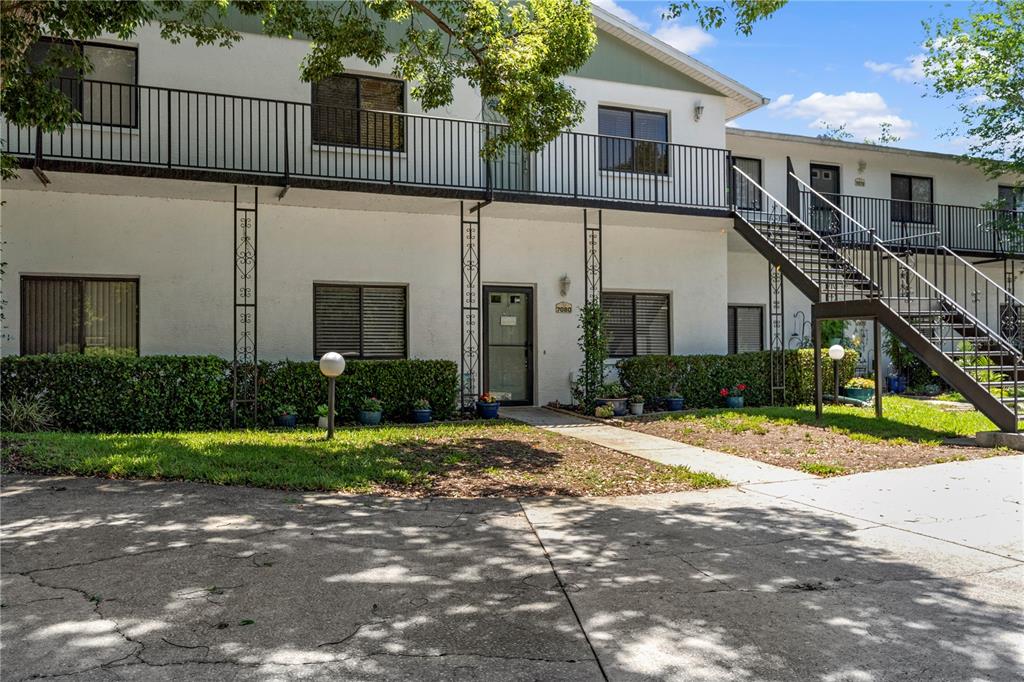 7080 River Run Boulevard Weeki Wachee, FL 34607 - Photo 3 of 39