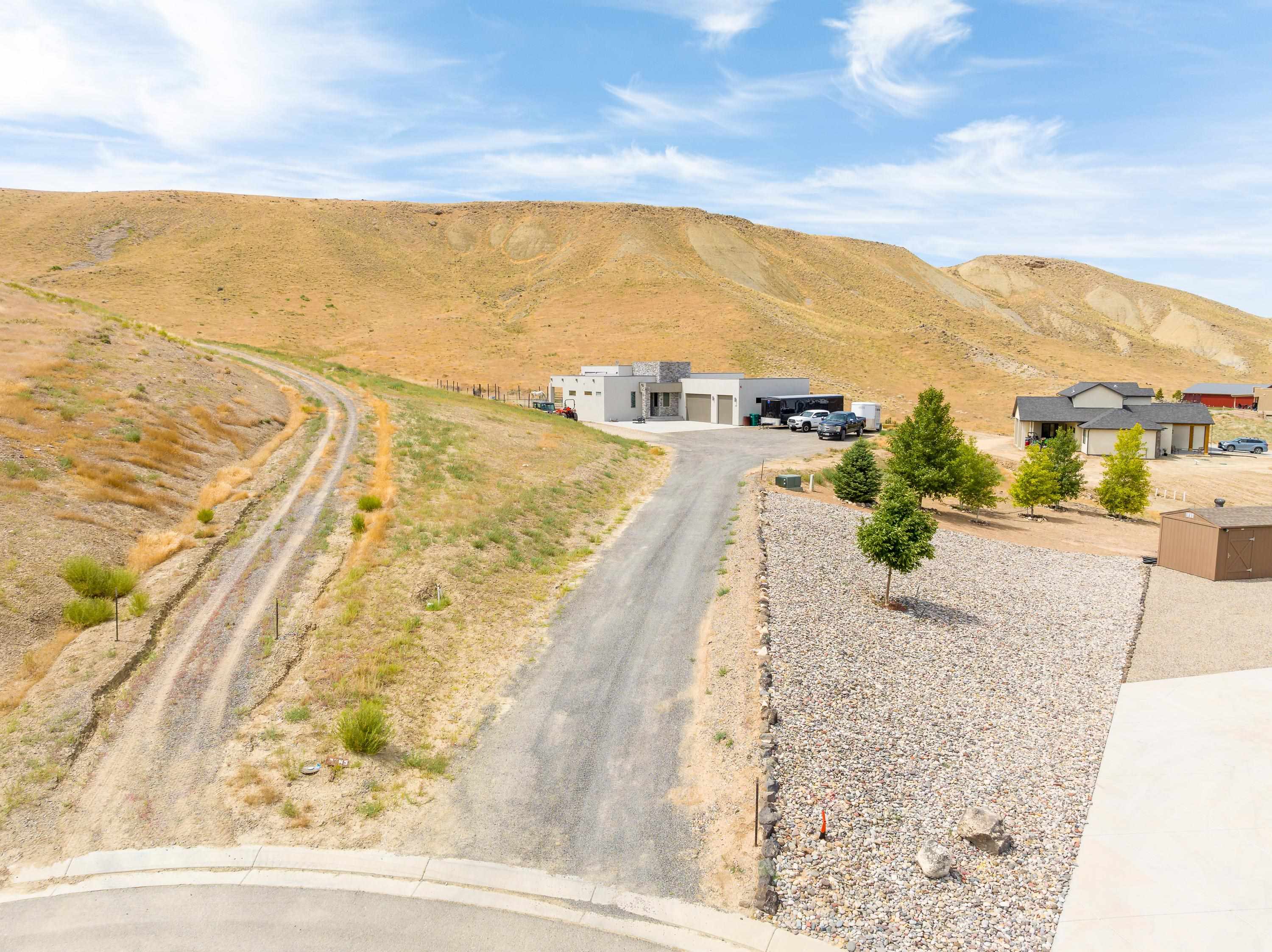 3685 East Road Palisade, CO 81526 - Photo 31 of 42 a view of a city