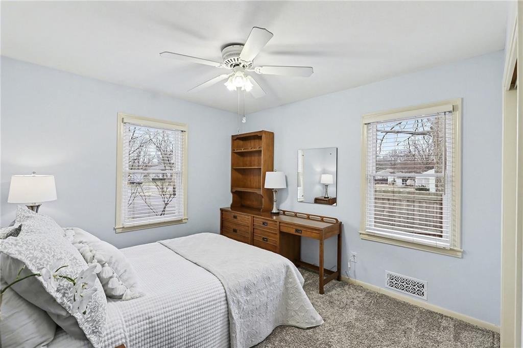 10244 Reeds Road Overland Park, KS 66207 - Photo 19 of 24