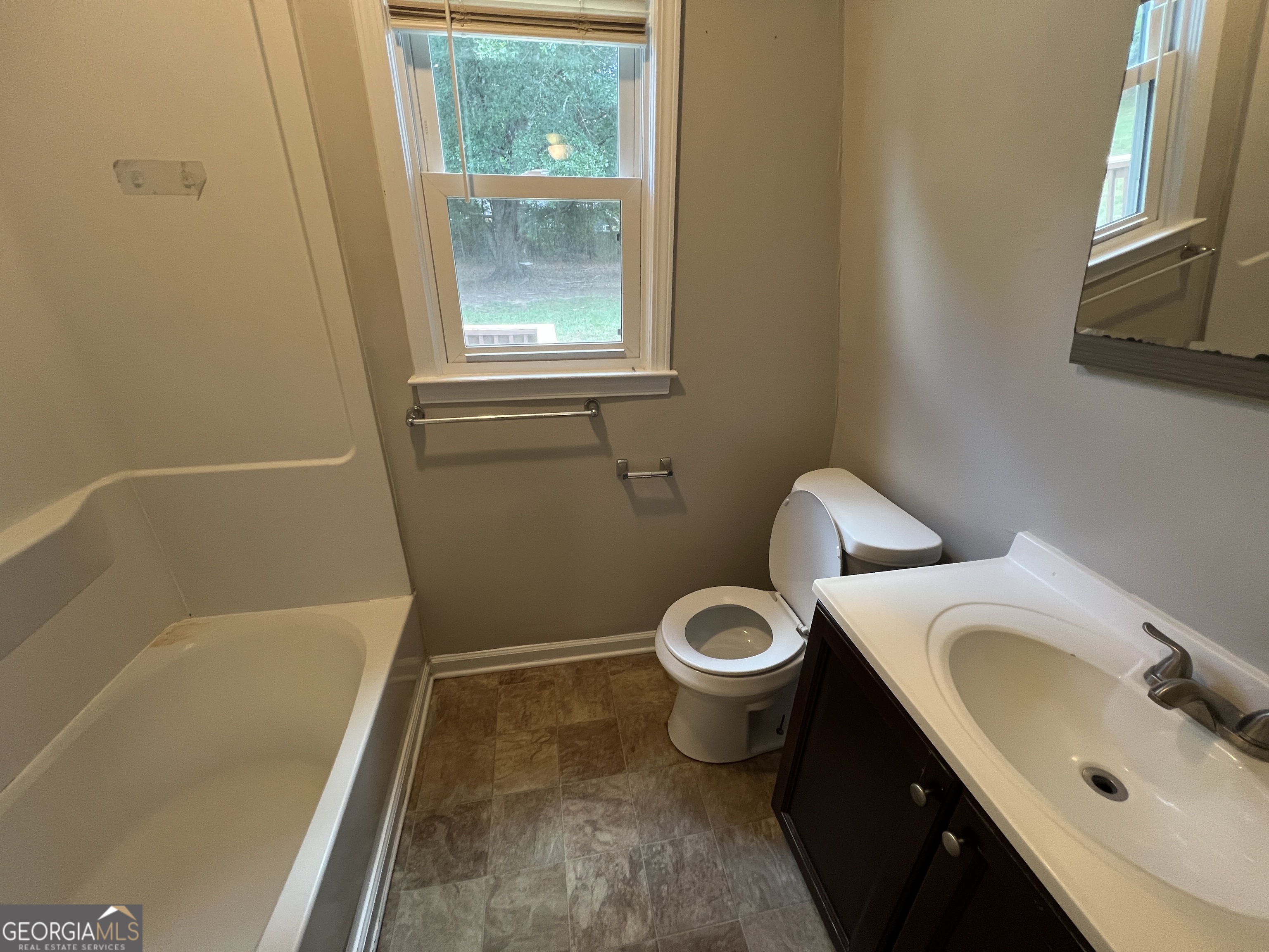 943 Grier Road Winder, GA 30680 - Photo 11 of 15 Gallery Image 11