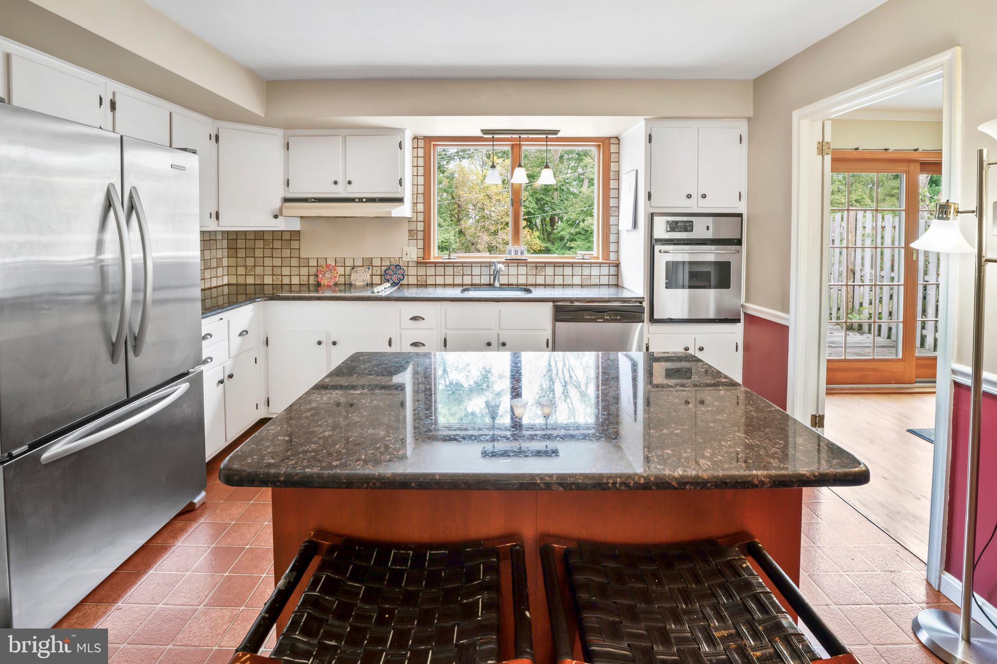 387 Devonshire Road Devon, PA 19333 - Photo 12 of 53 Kitchen