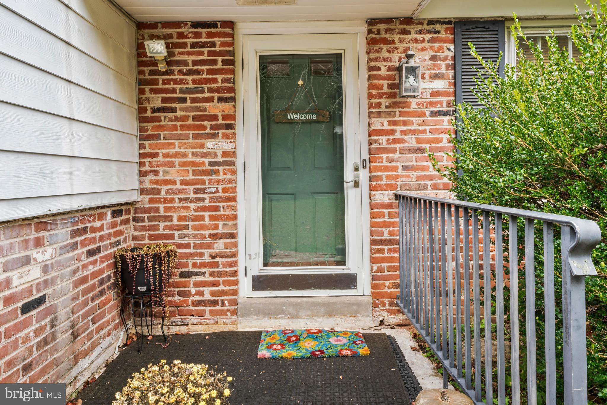 387 Devonshire Road Devon, PA 19333 - Photo 4 of 53