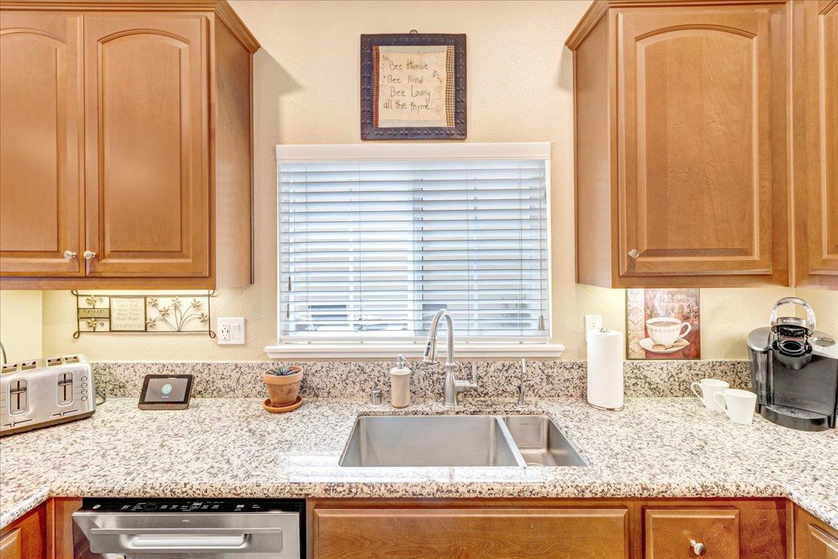 12833 Rogge Village Loop Salinas, CA 93906 - Photo 18 of 55