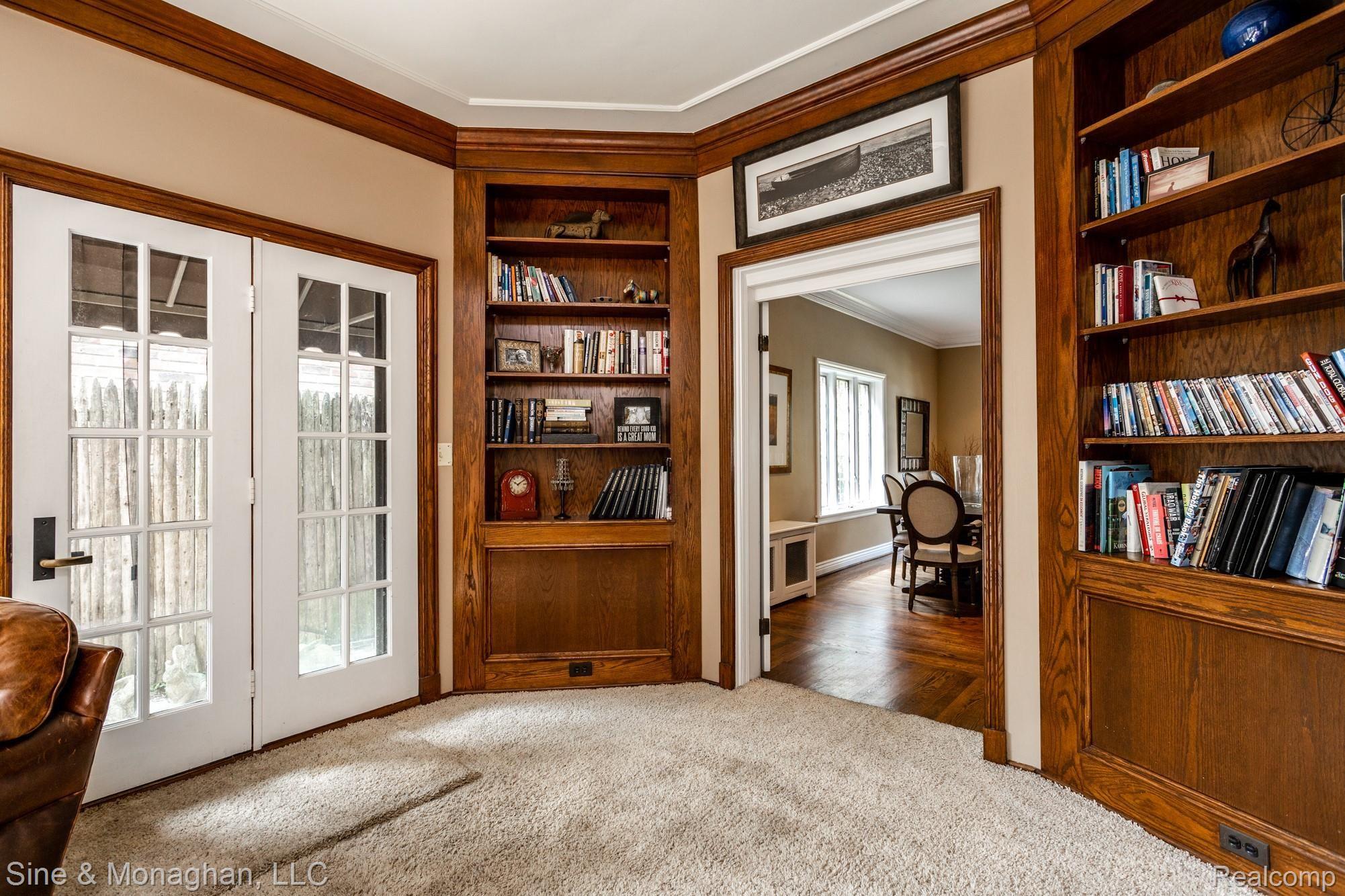 594 Rivard Boulevard Grosse Pointe, MI 48230 - Photo 25 of 79 594 Rivard S024.jpg