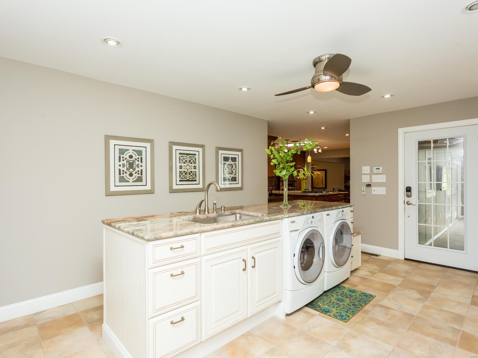 10327 Kennerly Road St. Louis, MO 63128 - Photo 21 of 57 Gallery Image 21