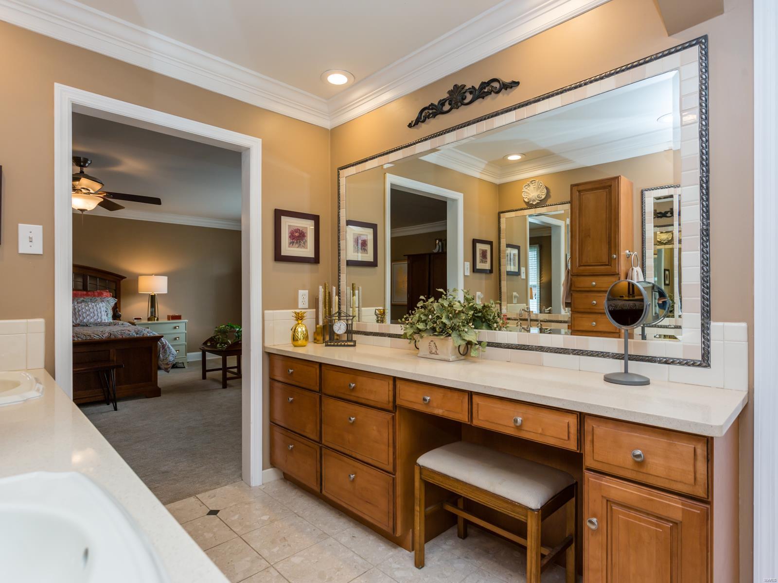 10327 Kennerly Road St. Louis, MO 63128 - Photo 28 of 57 Gallery Image 28