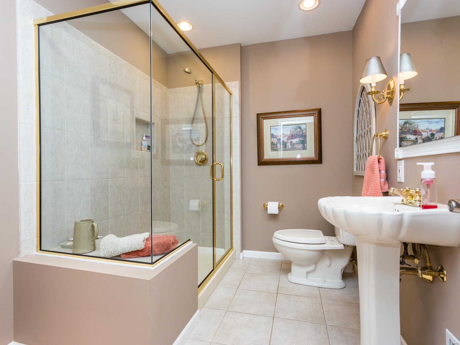 10327 Kennerly Road St. Louis, MO 63128 - Photo 33 of 57 Gallery Image 33