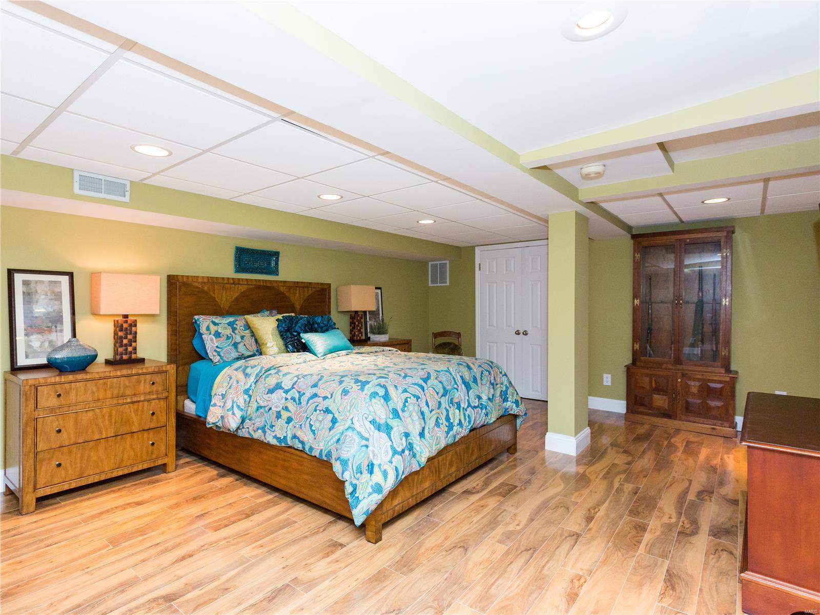 10327 Kennerly Road St. Louis, MO 63128 - Photo 40 of 57 Gallery Image 40