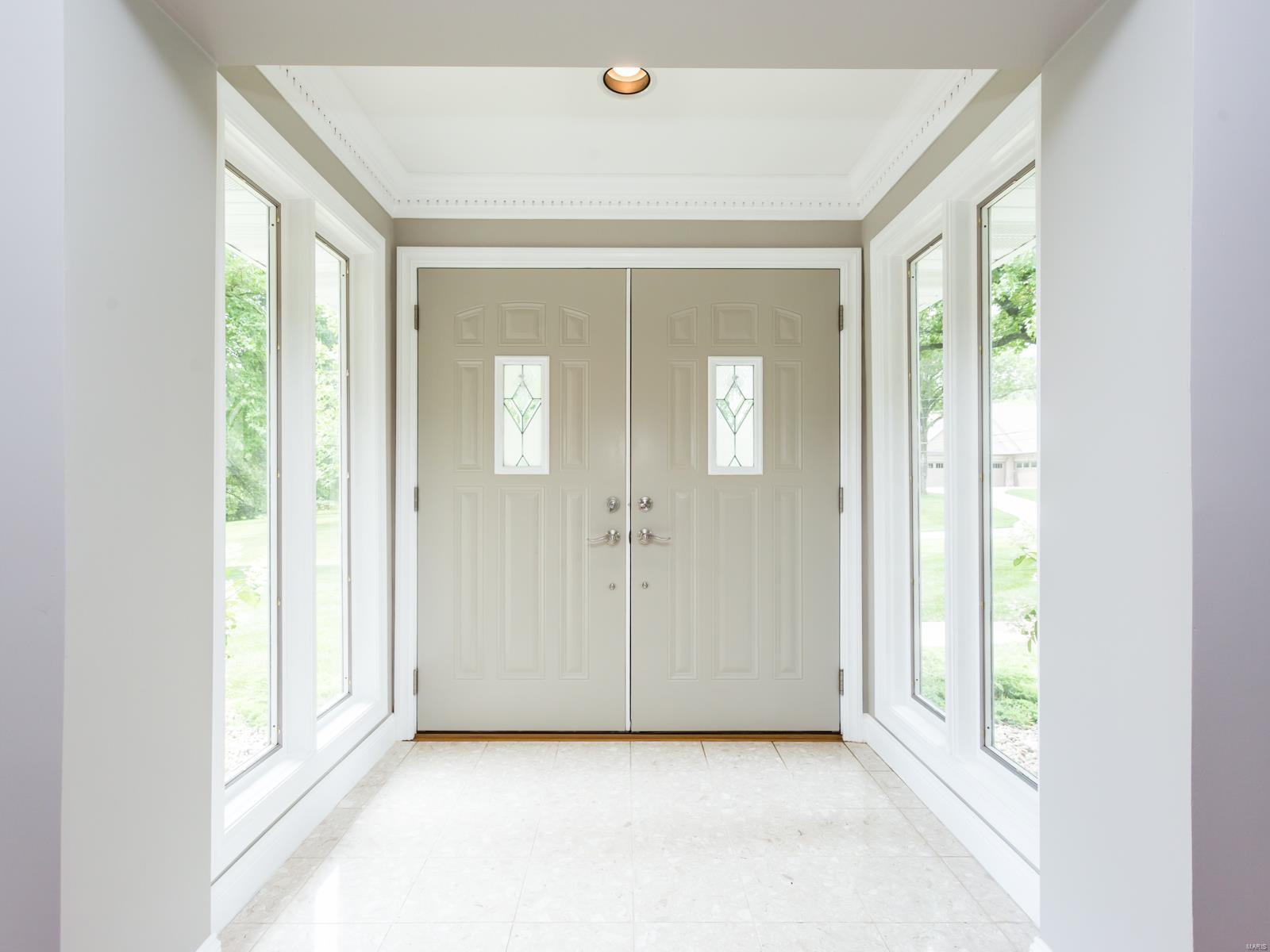 10327 Kennerly Road St. Louis, MO 63128 - Photo 8 of 57 Gallery Image 8