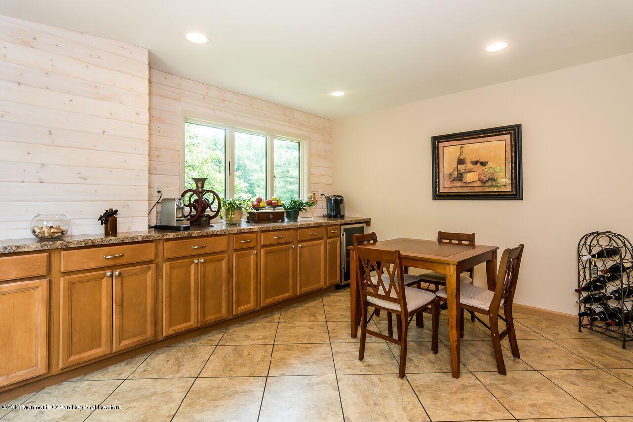 22 Randall Road Holmdel, NJ 07733 - Photo 27 of 41 zNoNULPw