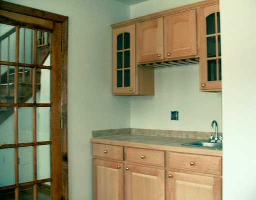 174 Bebout Road Venetia, PA 15367 - Photo 7 of 8 Den/Family/Great Room.