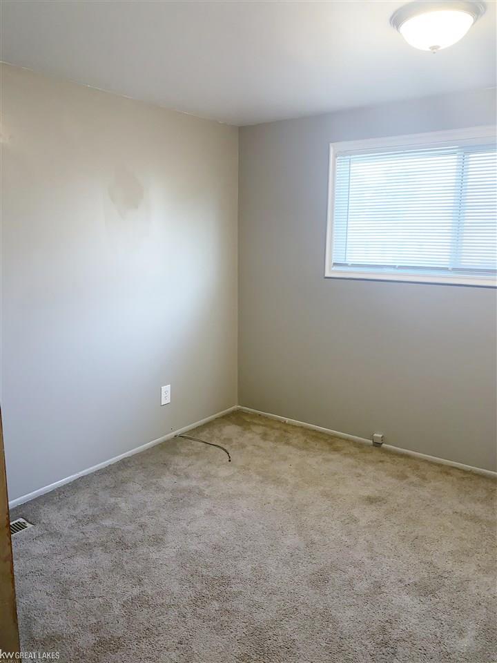 18970 Frazho Road Roseville, MI 48066 - Photo 11 of 53