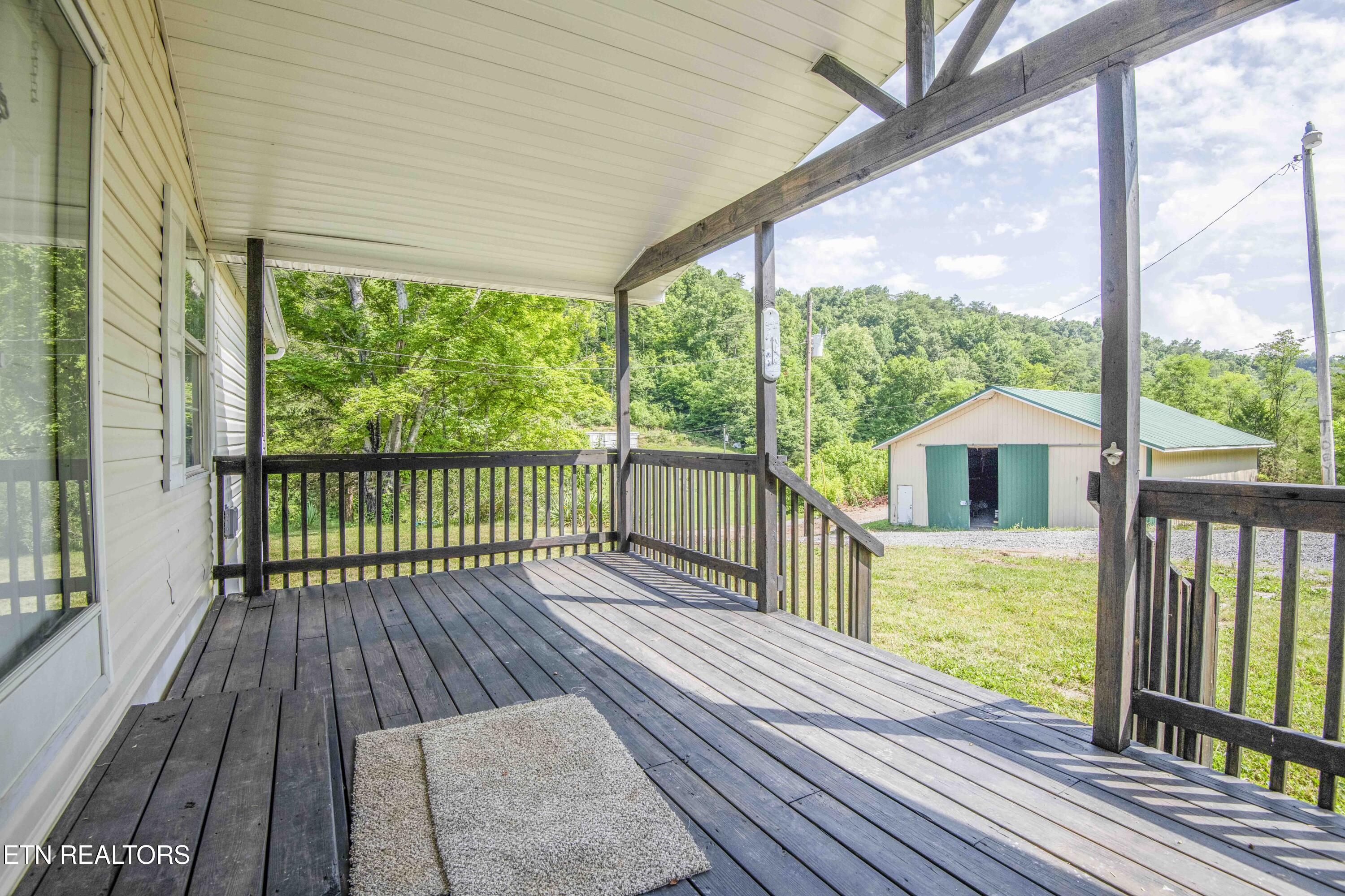 1587 Lower Caney Valley Road Tazewell, TN 37879 - Photo 4 of 42 deck_1