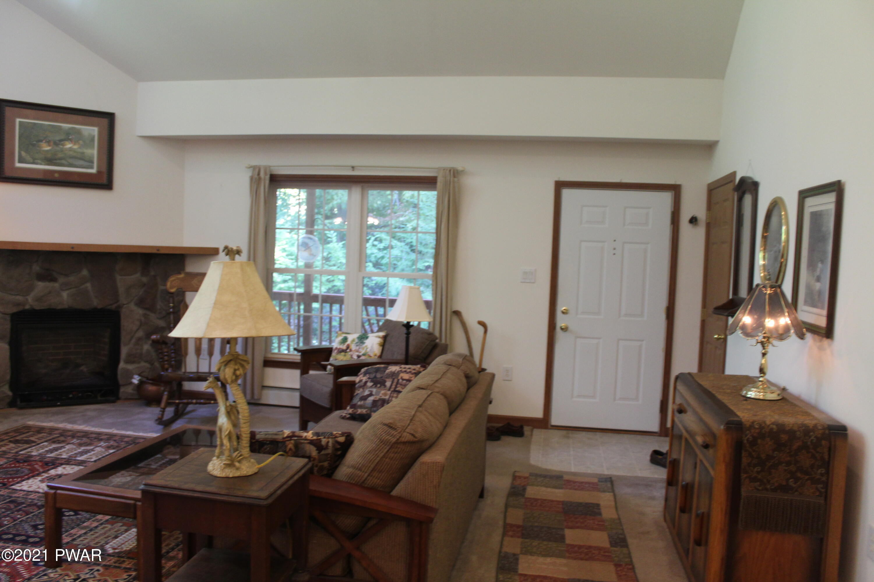 133 Ridgeview Drive Lake Ariel, PA 18436 - Photo 6 of 18