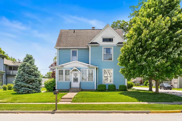 $299,900 | 601 East 3rd Street, Brookston, IN 47923
