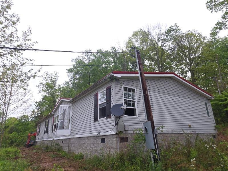 1402 Long Branch Road Louisa, KY 41230 - Photo 13 of 14