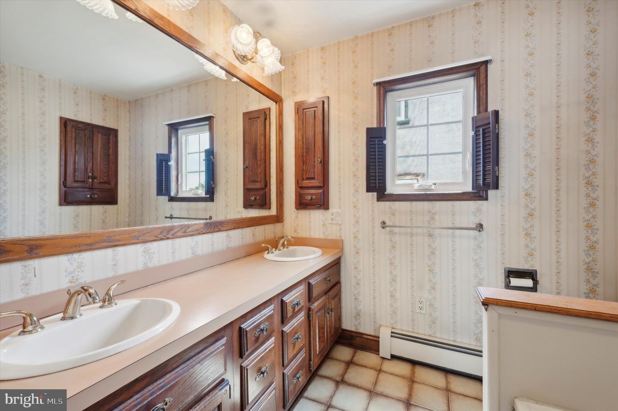 7108 Wayne Avenue Upper Darby, PA 19082 - Photo 16 of 26