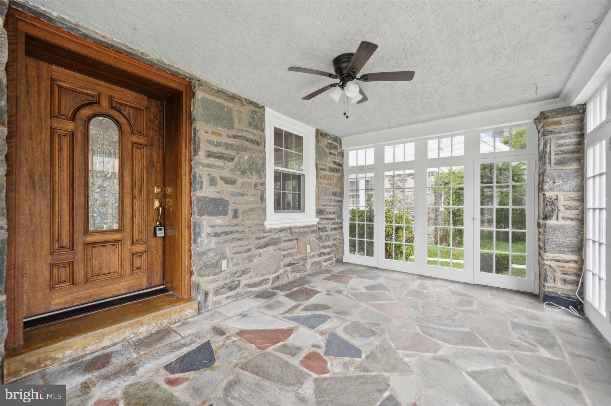 7108 Wayne Avenue Upper Darby, PA 19082 - Photo 3 of 26