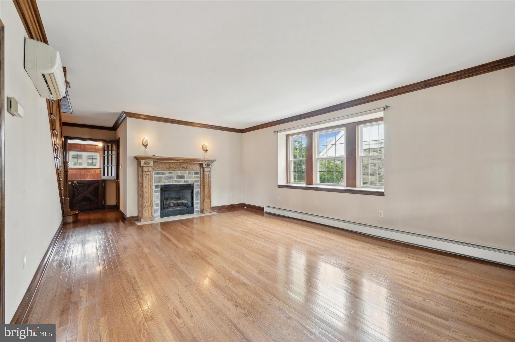 7108 Wayne Avenue Upper Darby, PA 19082 - Photo 5 of 26