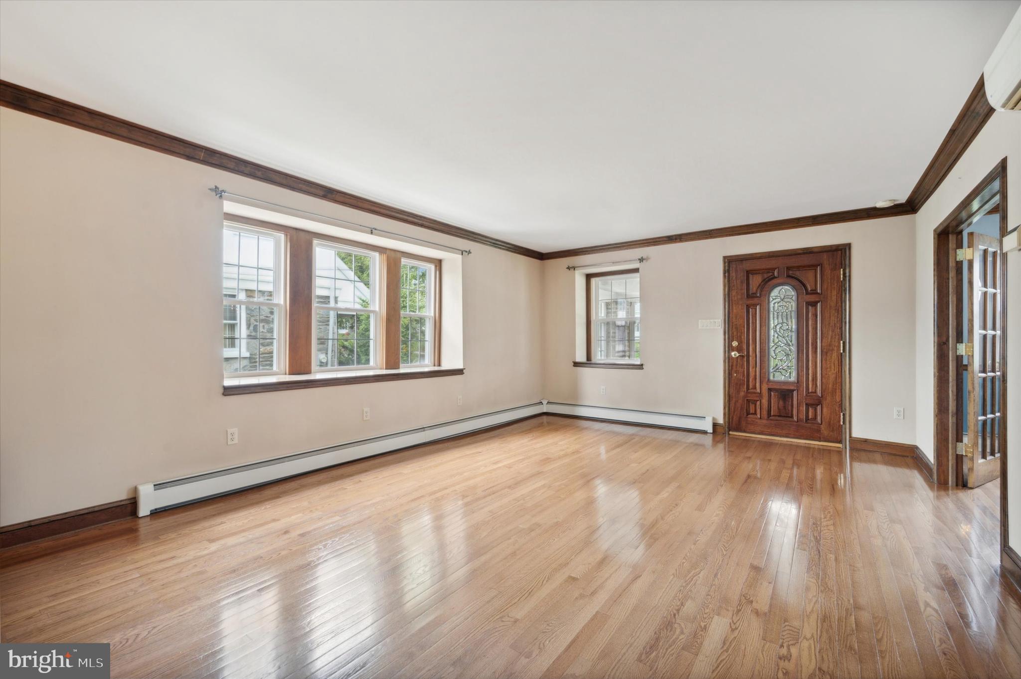 7108 Wayne Avenue Upper Darby, PA 19082 - Photo 7 of 26