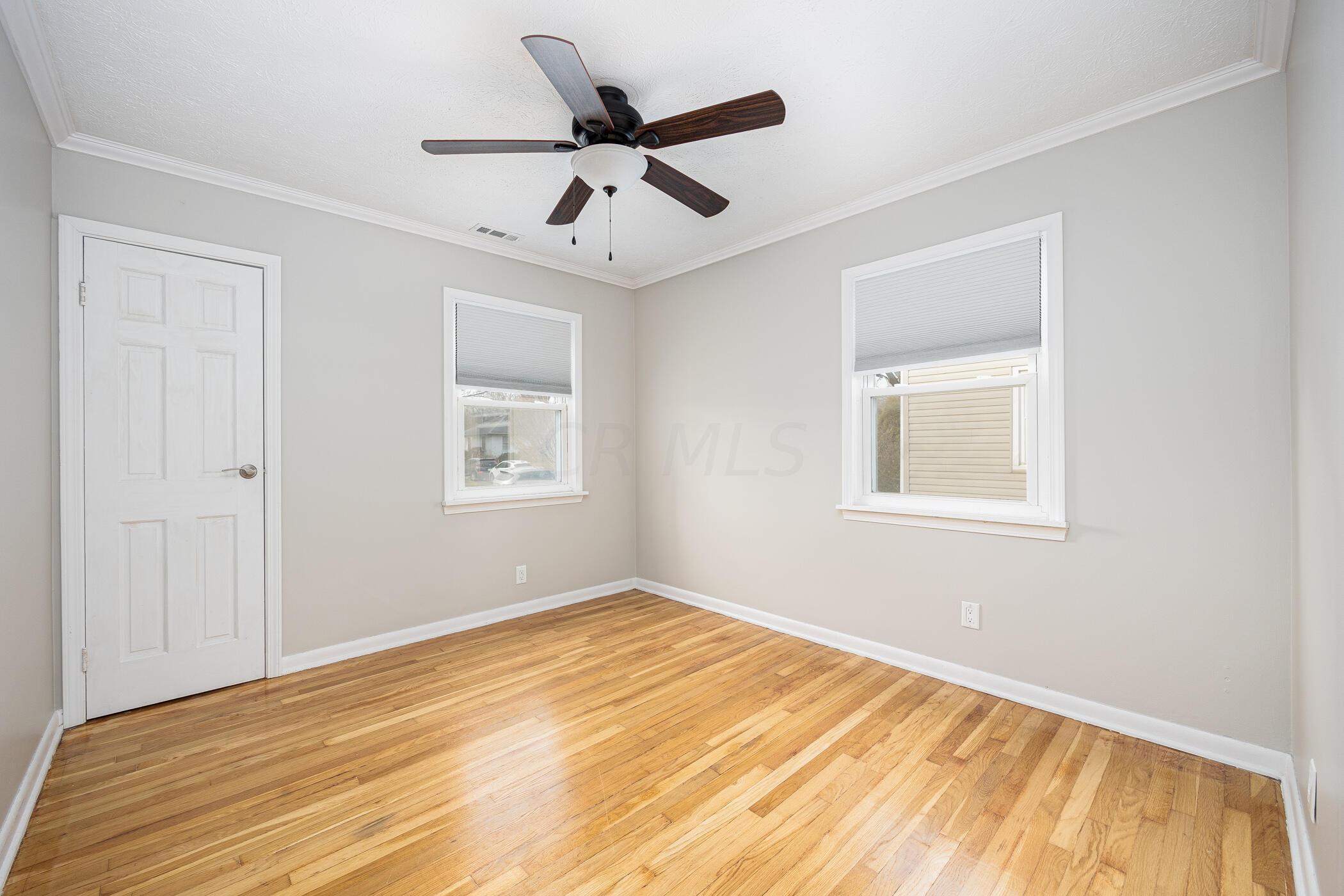 110 North Broadleigh Road Columbus, OH 43209 - Photo 20 of 45 110 N Broadleigh Av 029