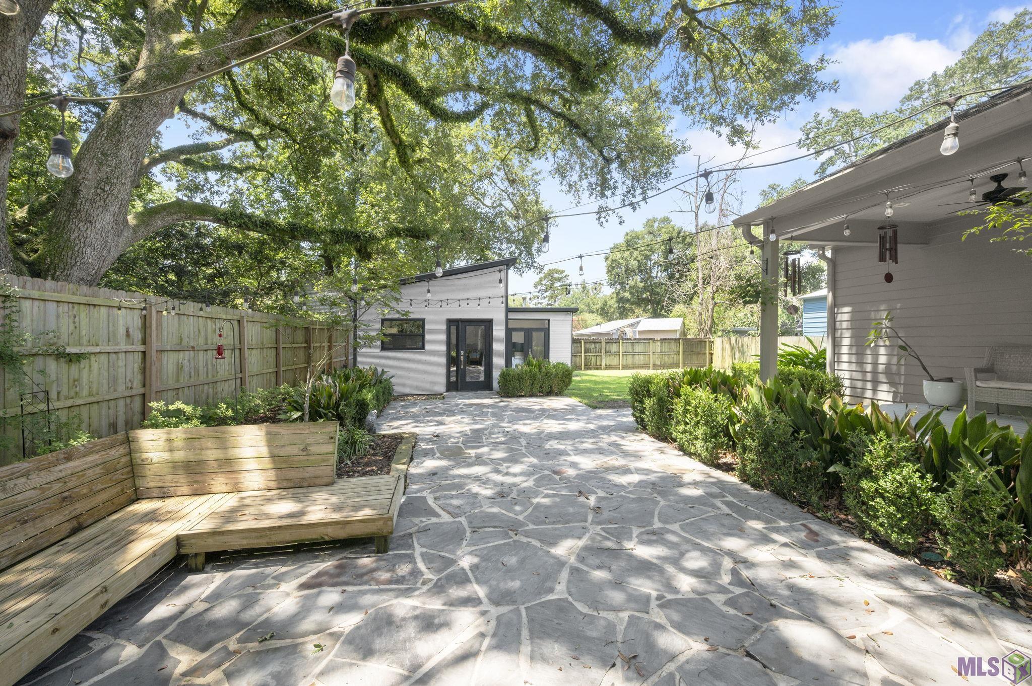 4266 Hyacinth Avenue Baton Rouge, LA 70808 - Photo 22 of 27