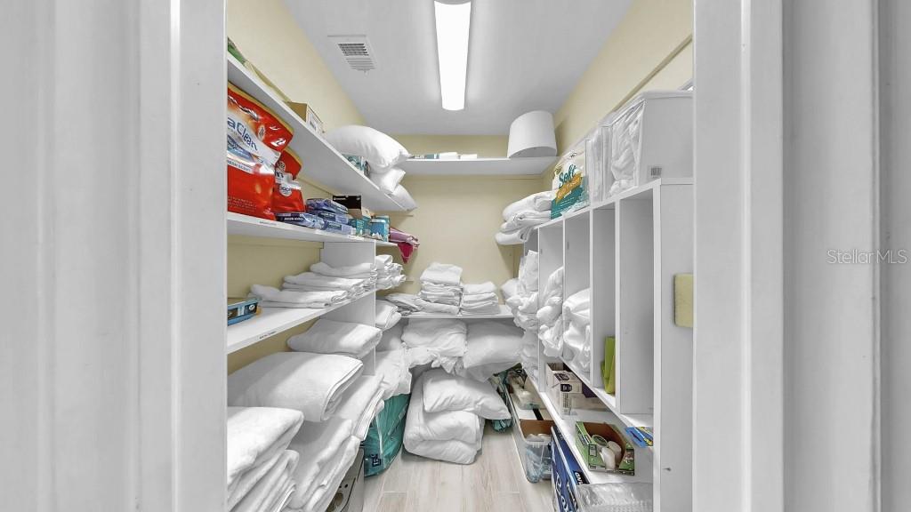 1004 Sago Palm Way Apollo Beach, FL 33572 - Photo 23 of 25 a view of living room