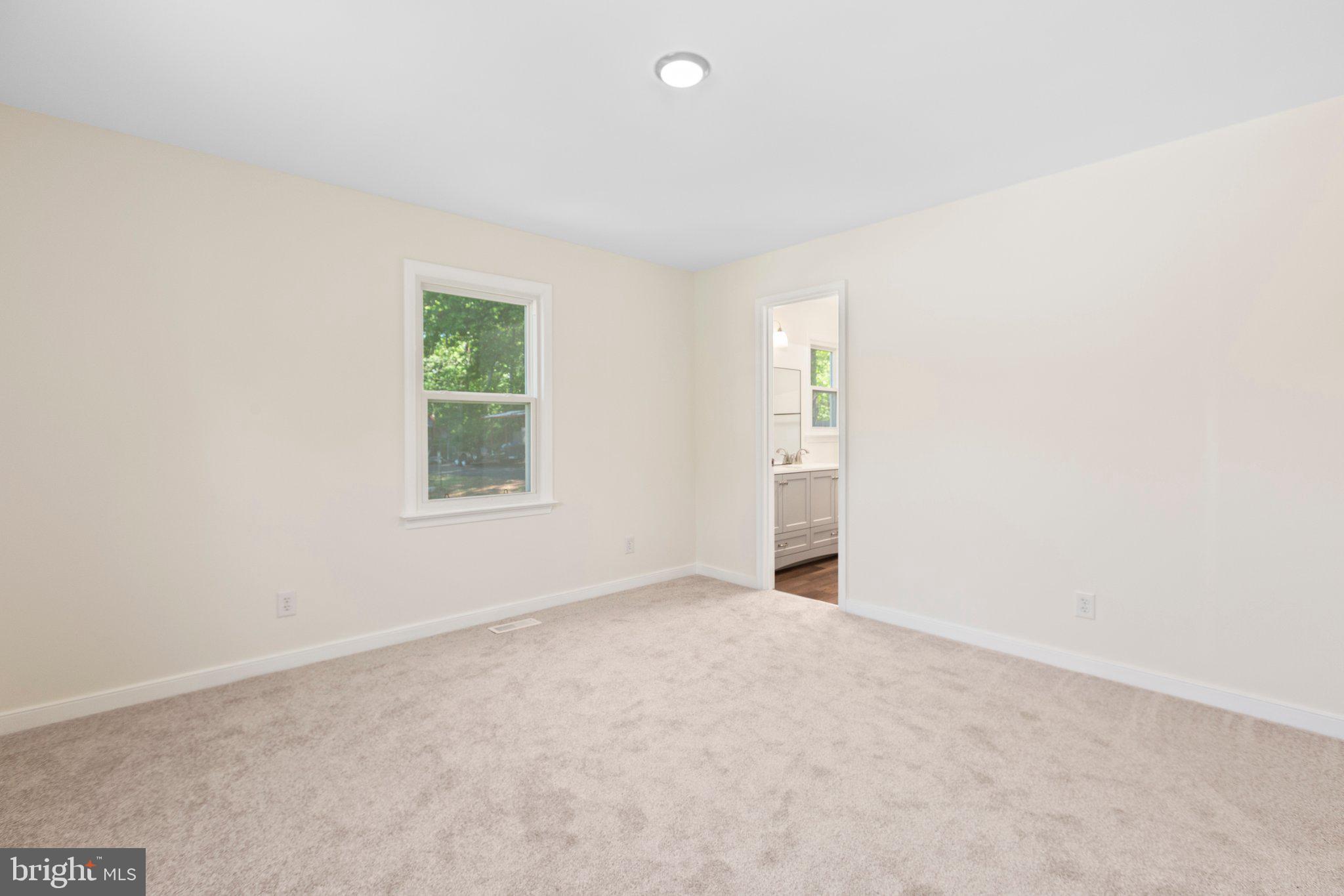 910 Ficklen Road Fredericksburg, VA 22405 - Photo 17 of 45 Primary suite