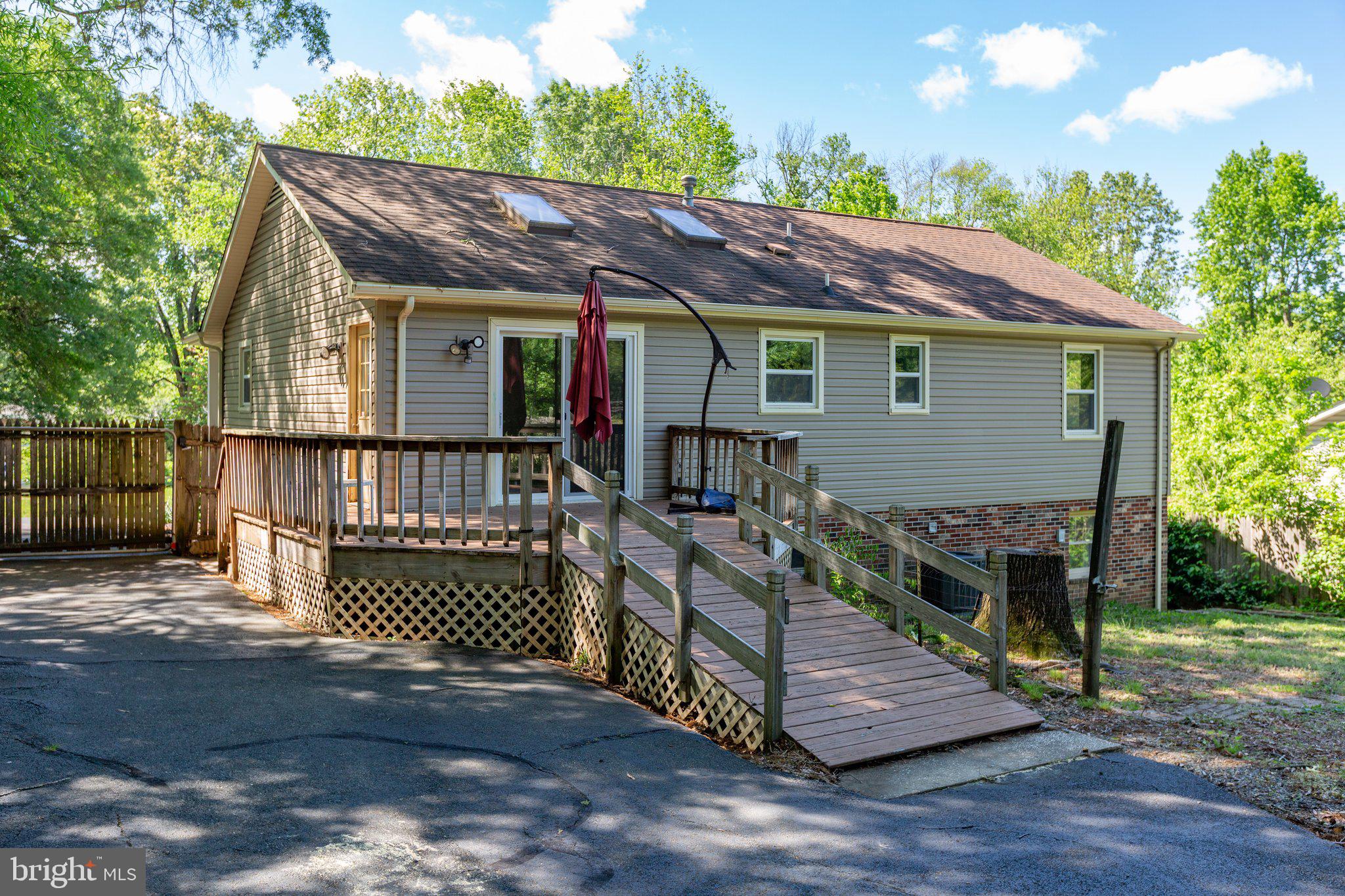 910 Ficklen Road Fredericksburg, VA 22405 - Photo 39 of 45 Accessible for everyone!