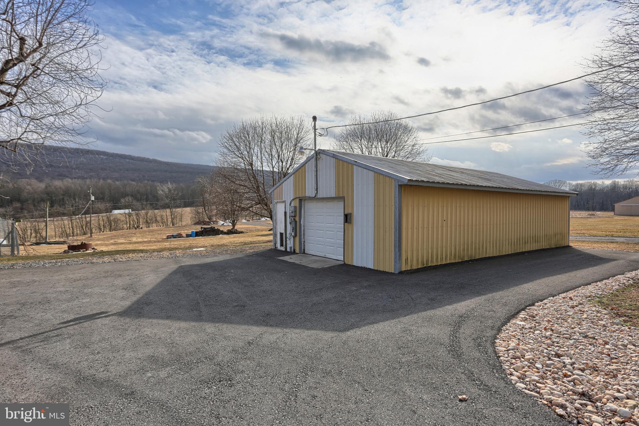 308 Covered Bridge Road Pine Grove, PA 17963 - Photo 6 of 31 Gallery Image 6