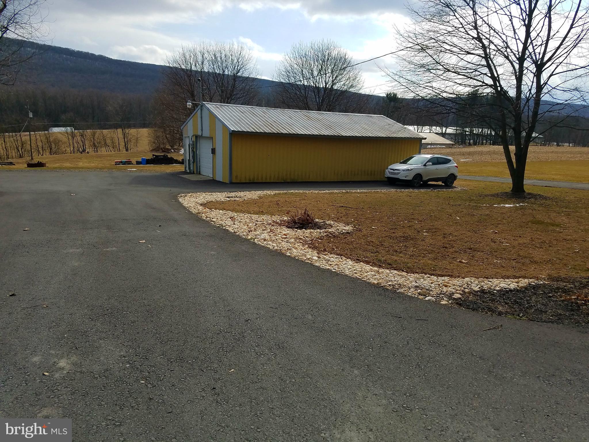 308 Covered Bridge Road Pine Grove, PA 17963 - Photo 7 of 31 Gallery Image 7