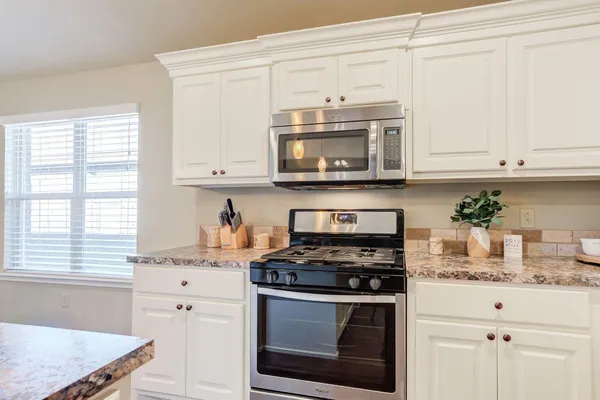 $230,000 | 7904 Avenue North, Lubbock, TX 79423