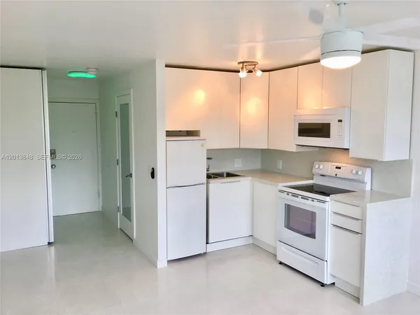$1,575 | 6484 Indian Creek Drive, Unit 205, Miami Beach, FL 33141
