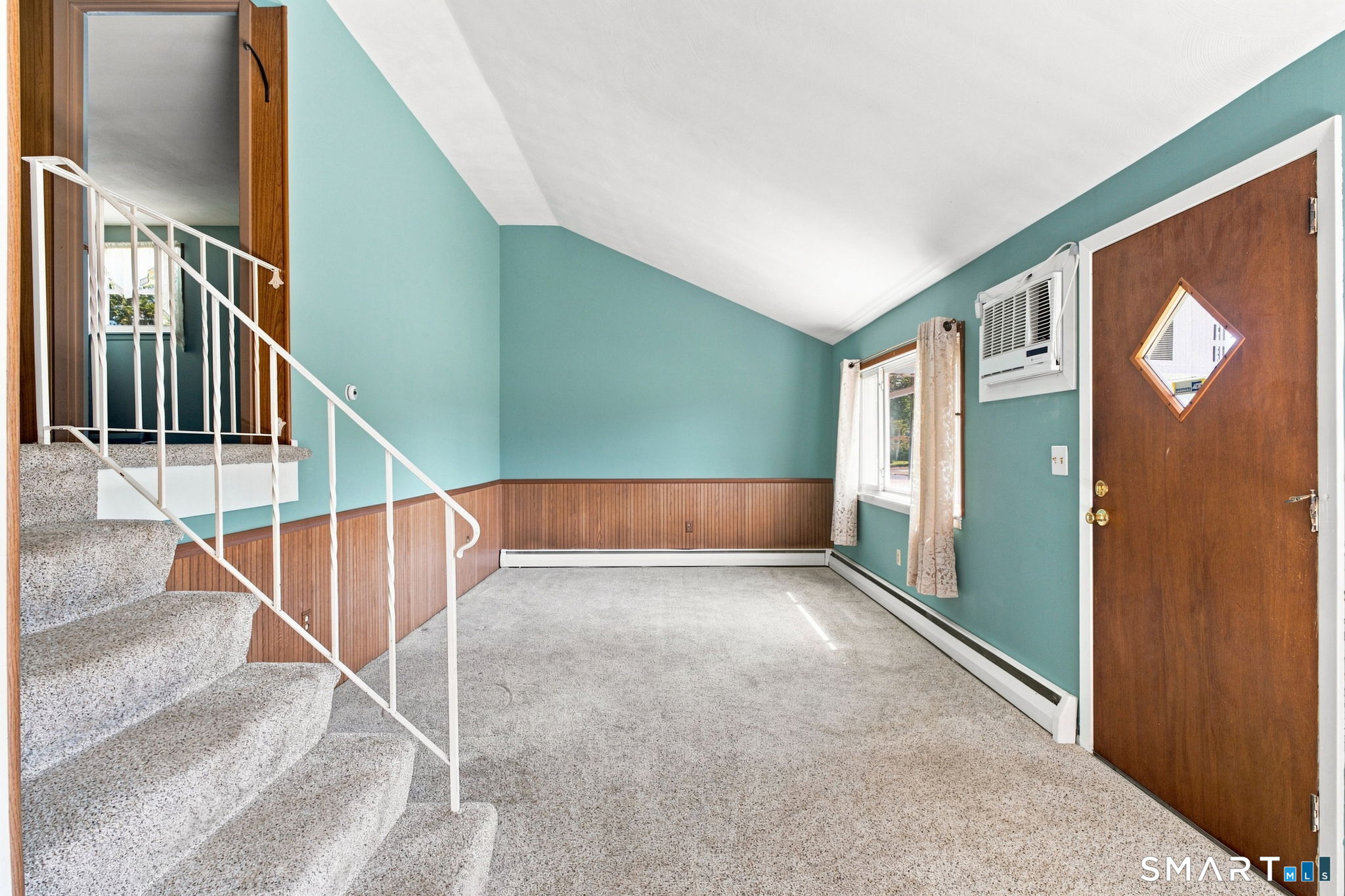 60 Chesslee Road East Hartford, CT 06108 - Photo 3 of 34 Gallery Image 3