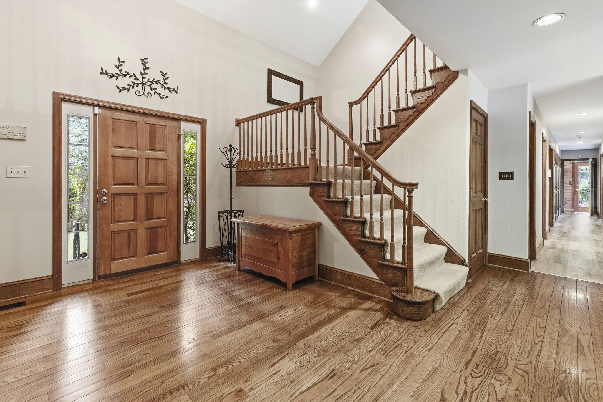 1109 Timber Trail Road Towson, MD 21286 - Photo 11 of 47 Foyer