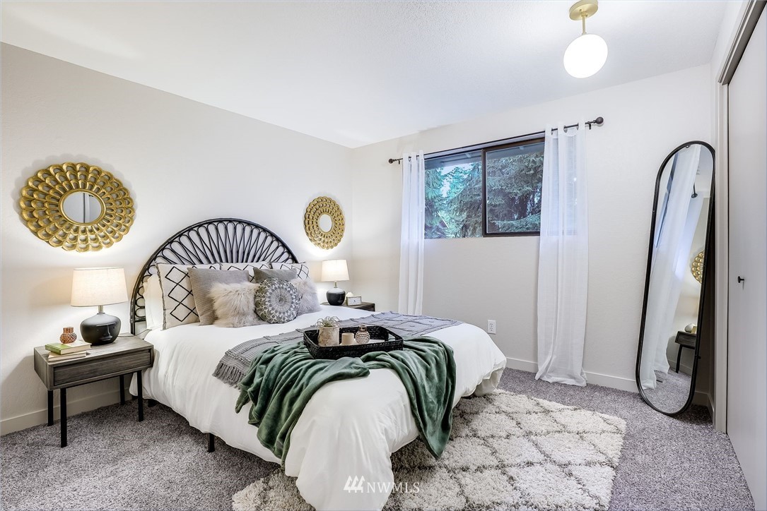 22022 2nd Place West Bothell, WA 98021 - Photo 21 of 39