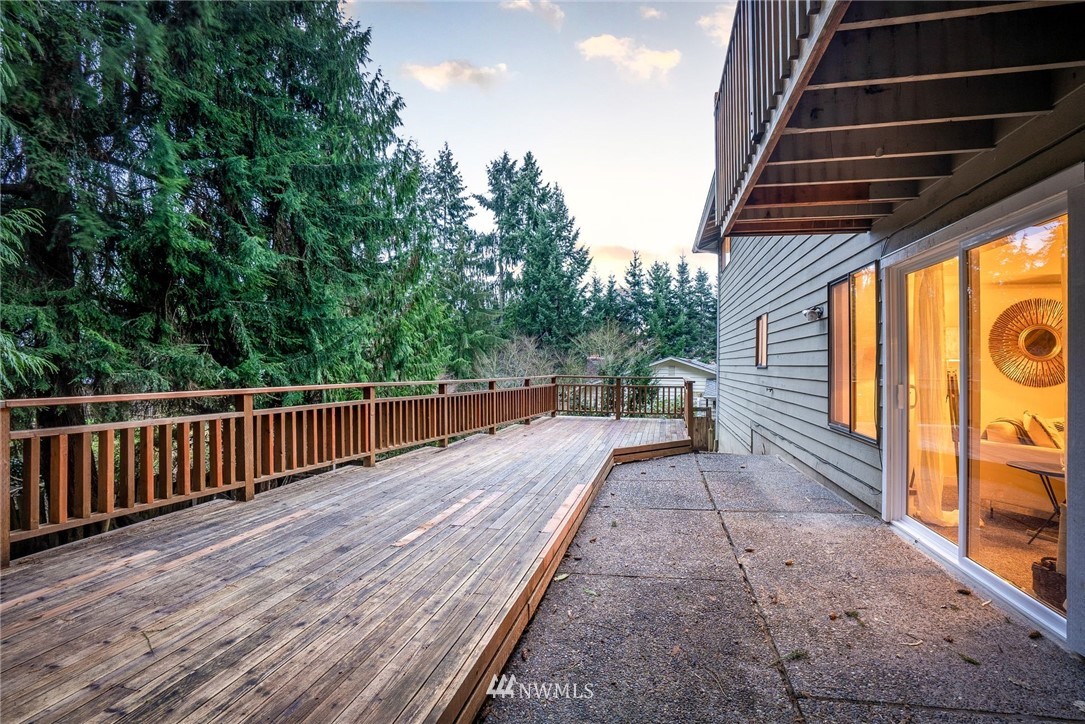 22022 2nd Place West Bothell, WA 98021 - Photo 31 of 39