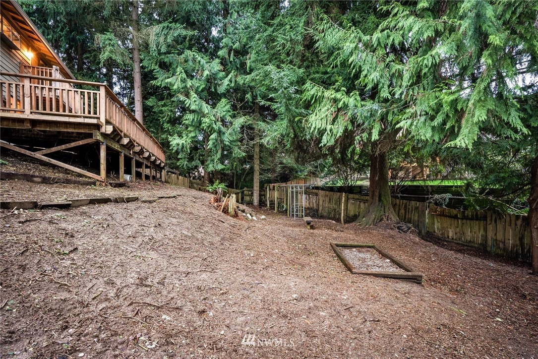 22022 2nd Place West Bothell, WA 98021 - Photo 33 of 39