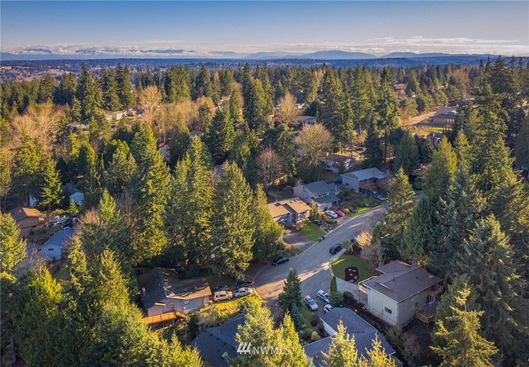 22022 2nd Place West Bothell, WA 98021 - Photo 35 of 39