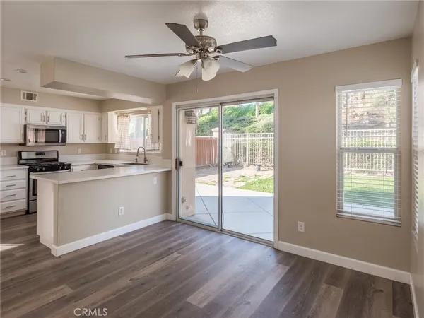 $3,300 | 43465 Corte Barbaste, Temecula, CA 92592