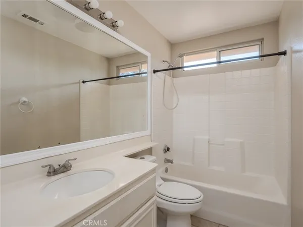 $3,300 | 43465 Corte Barbaste, Temecula, CA 92592