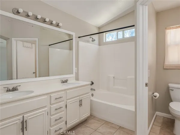 $3,300 | 43465 Corte Barbaste, Temecula, CA 92592