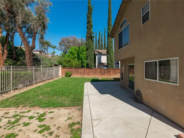 $3,300 | 43465 Corte Barbaste, Temecula, CA 92592