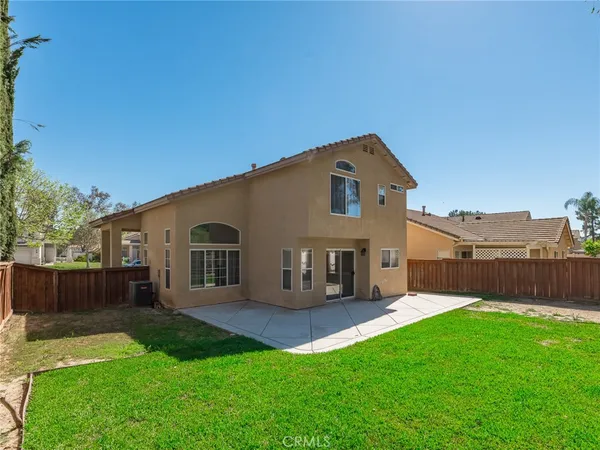 $3,300 | 43465 Corte Barbaste, Temecula, CA 92592