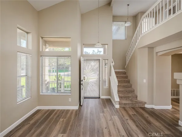 $3,300 | 43465 Corte Barbaste, Temecula, CA 92592