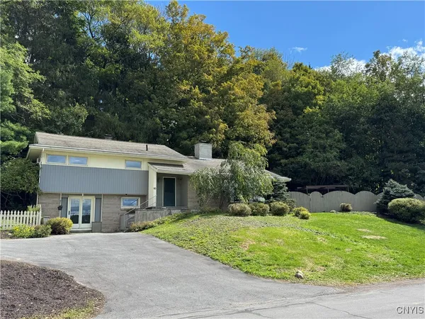 $389,000 | 10 East Lake Road, Hamilton, NY 13346
