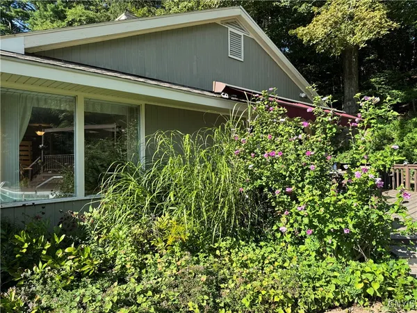 $389,000 | 10 East Lake Road, Hamilton, NY 13346