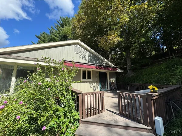 $389,000 | 10 East Lake Road, Hamilton, NY 13346